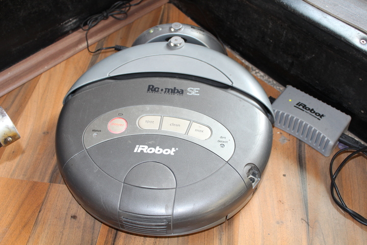 Datei:Roomba.jpg