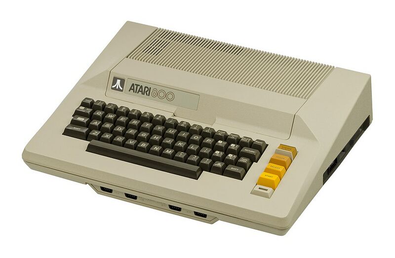 Datei:Atari-800-Computer-FL.jpg